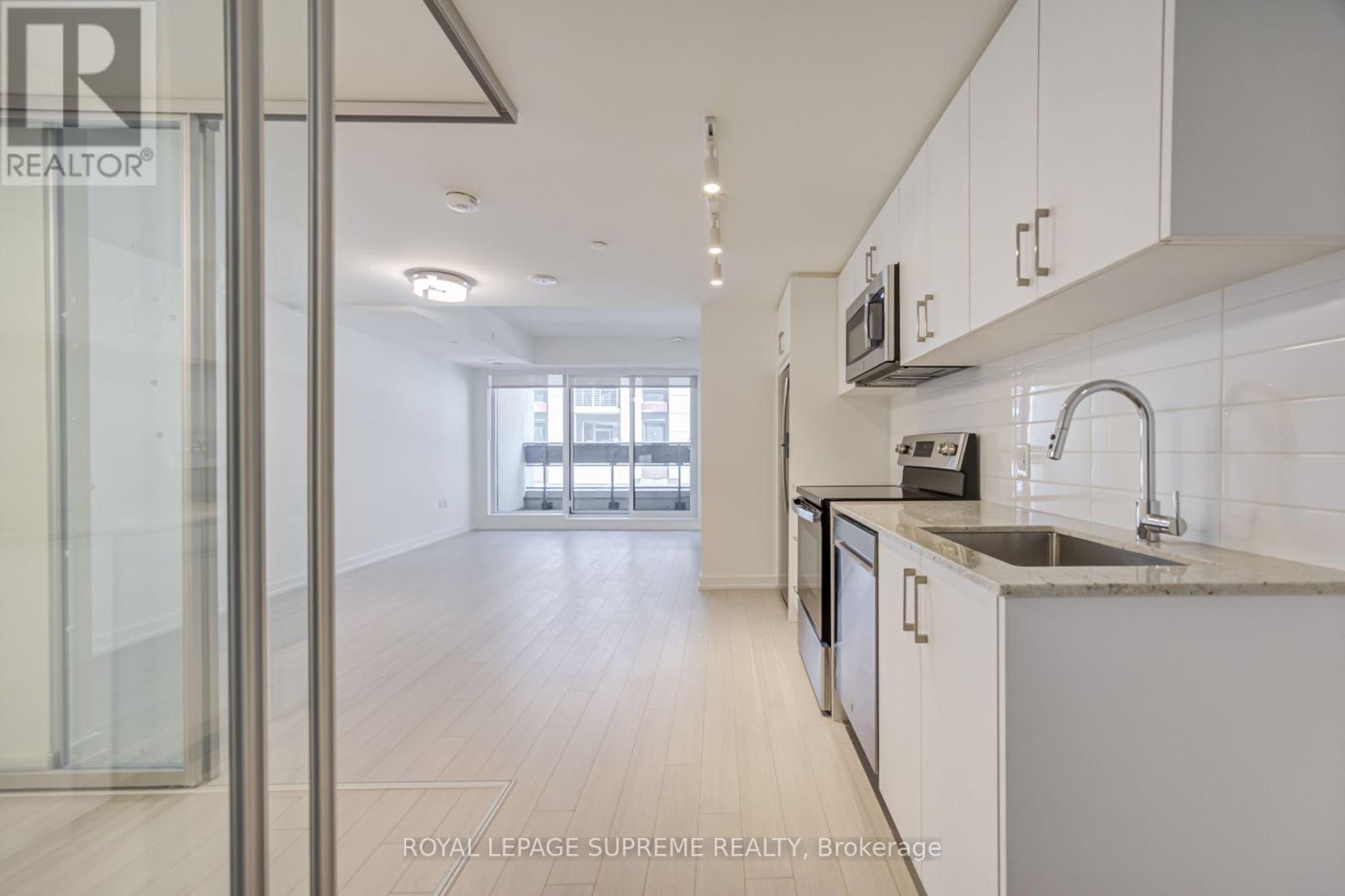 215 - 4010 Eglinton Avenue W, Toronto, Ontario M9A 0G5 - Photo 12 - W13560382