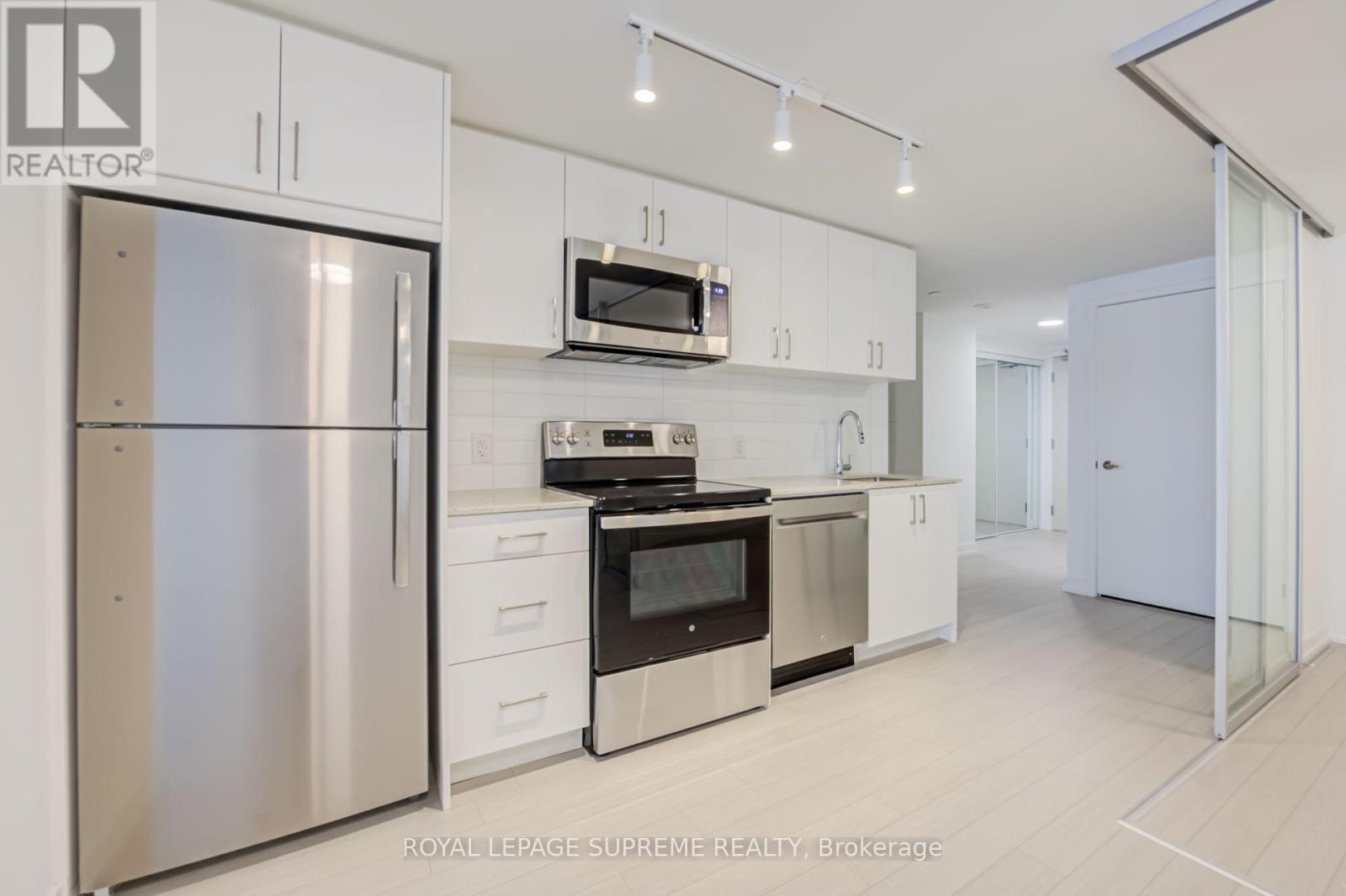 215 - 4010 Eglinton Avenue W, Toronto, Ontario M9A 0G5 - Photo 14 - W13560382