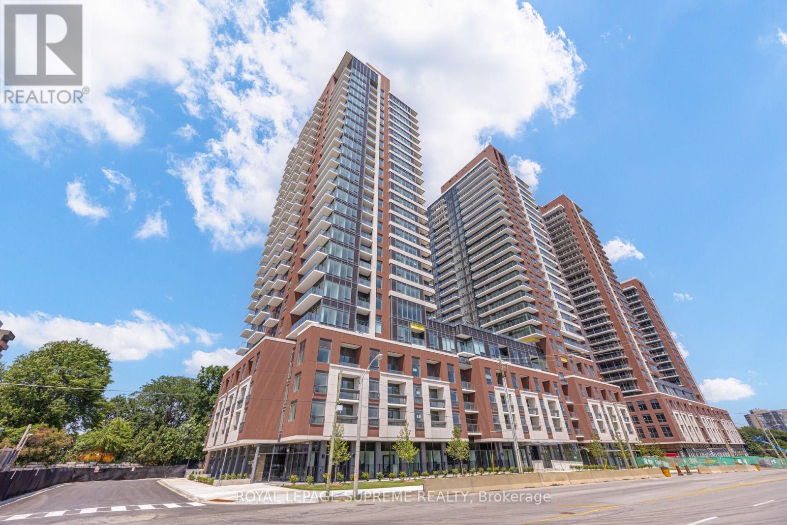 215 - 4010 Eglinton Avenue W, Toronto, Ontario M9A 0G5 - Photo 3 - W13560382