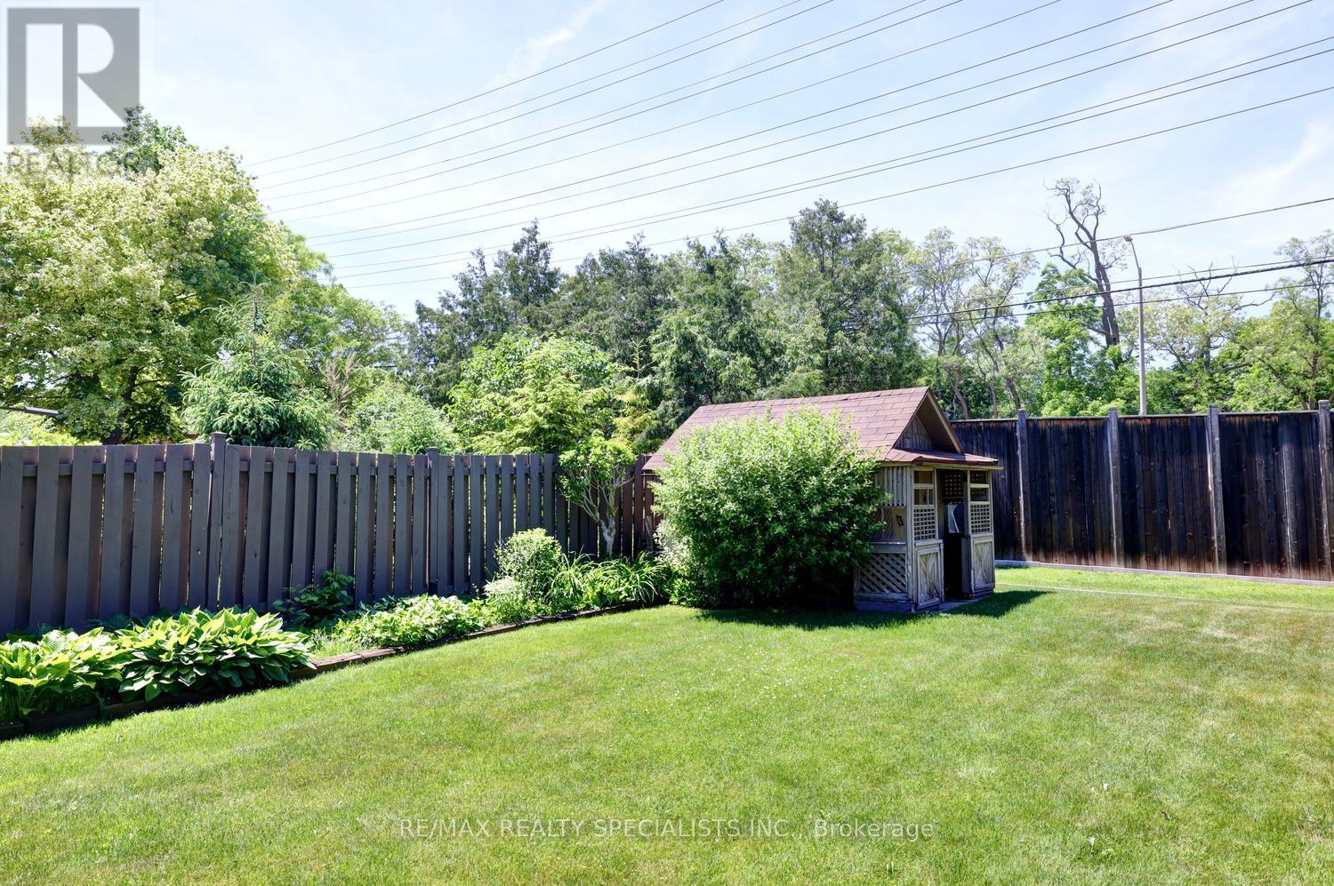 1626 Sherwood Forrest Circle, Mississauga, Ontario  L5K 2G7 - Photo 35 - W13560438
