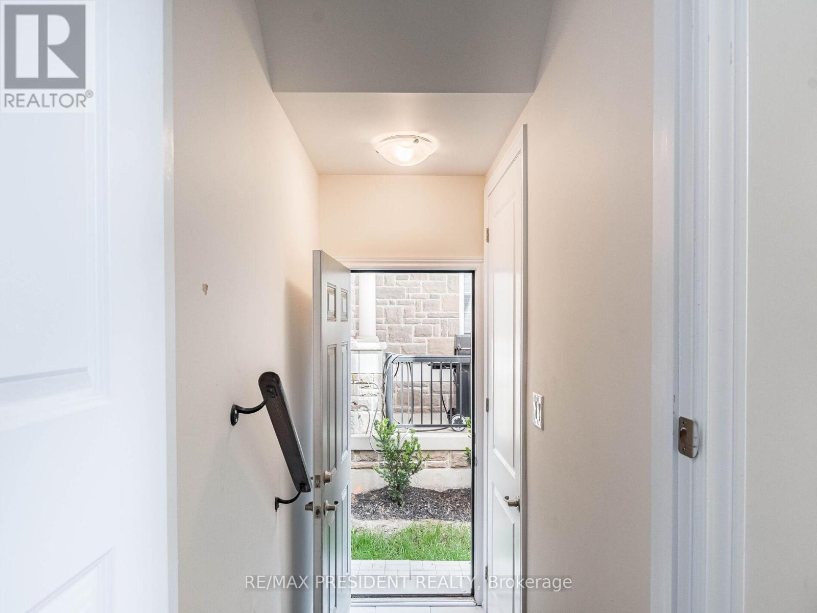 16 Monarch Drive, Halton Hills, Ontario L7G 0M6 - Photo 23 - W13560496