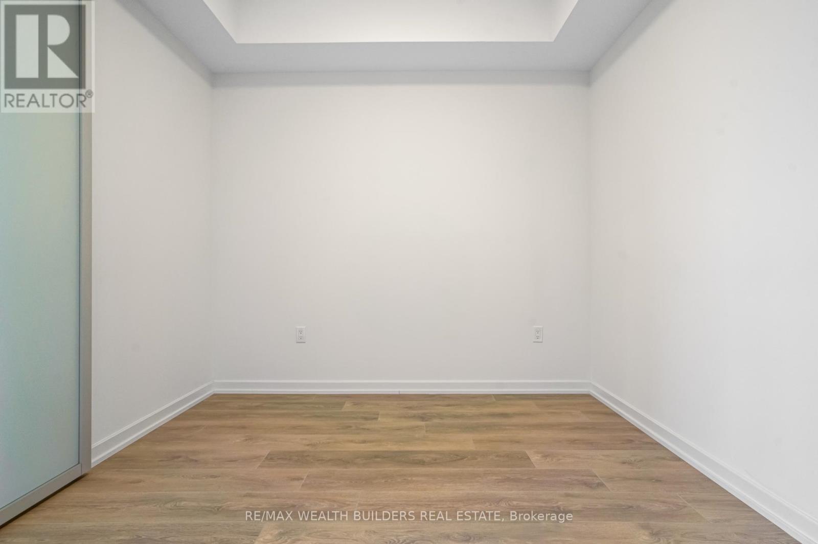 2407 - 1285 Dupont Street, Toronto, Ontario  M6H 0E3 - Photo 12 - W13560512