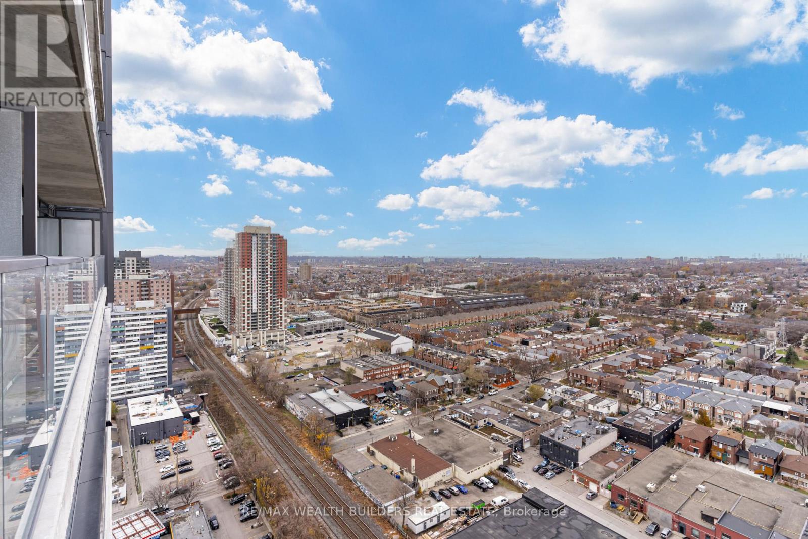 2407 - 1285 Dupont Street, Toronto, Ontario  M6H 0E3 - Photo 28 - W13560512