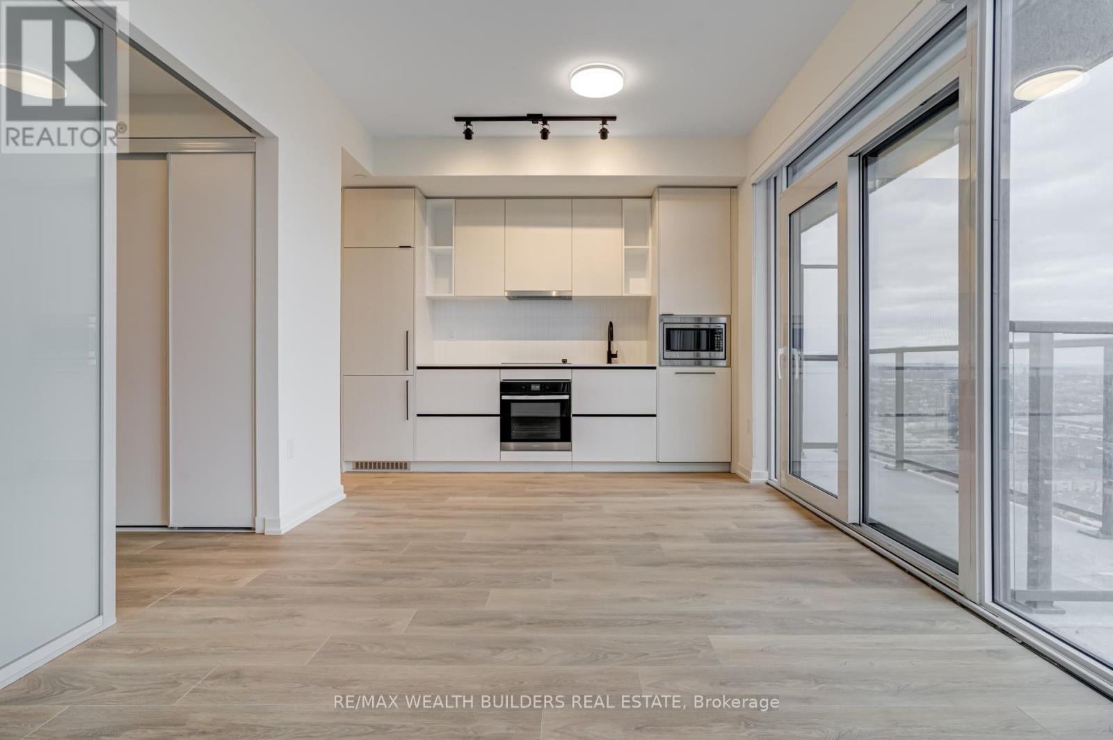 2407 - 1285 Dupont Street, Toronto, Ontario  M6H 0E3 - Photo 8 - W13560512