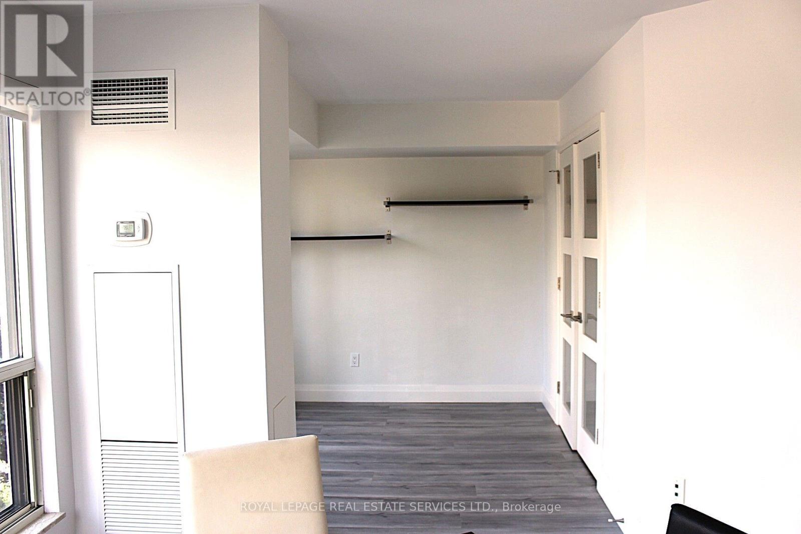 307 - 2269 Lake Shore Boulevard W, Toronto, Ontario M8V 3X6 - Photo 13 - W13560580