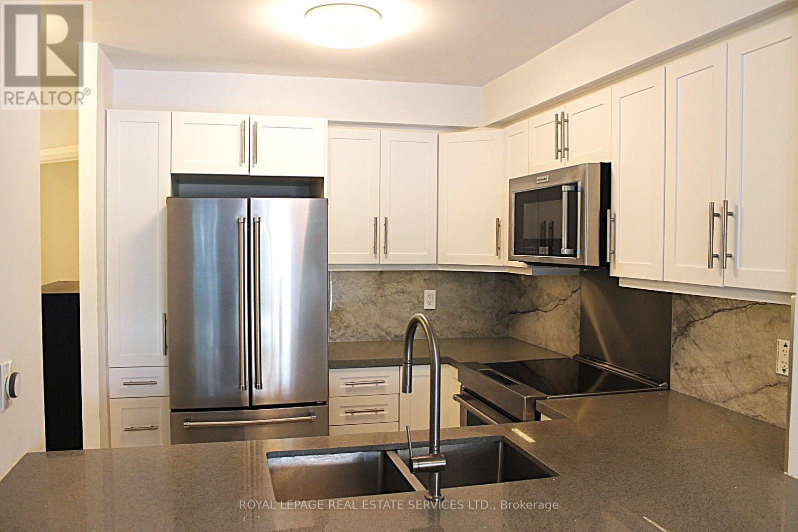 307 - 2269 Lake Shore Boulevard W, Toronto, Ontario M8V 3X6 - Photo 3 - W13560580