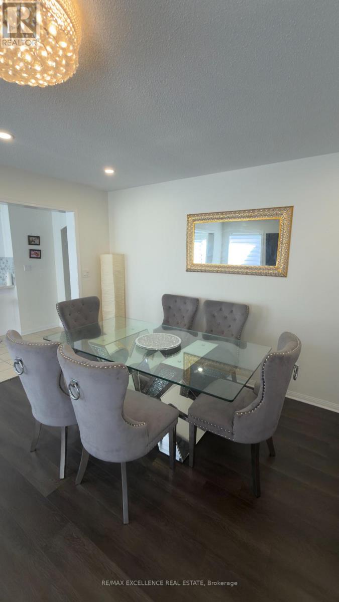 611 Bennett Boulevard, Milton, Ontario  L9T 6B1 - Photo 11 - W13560614