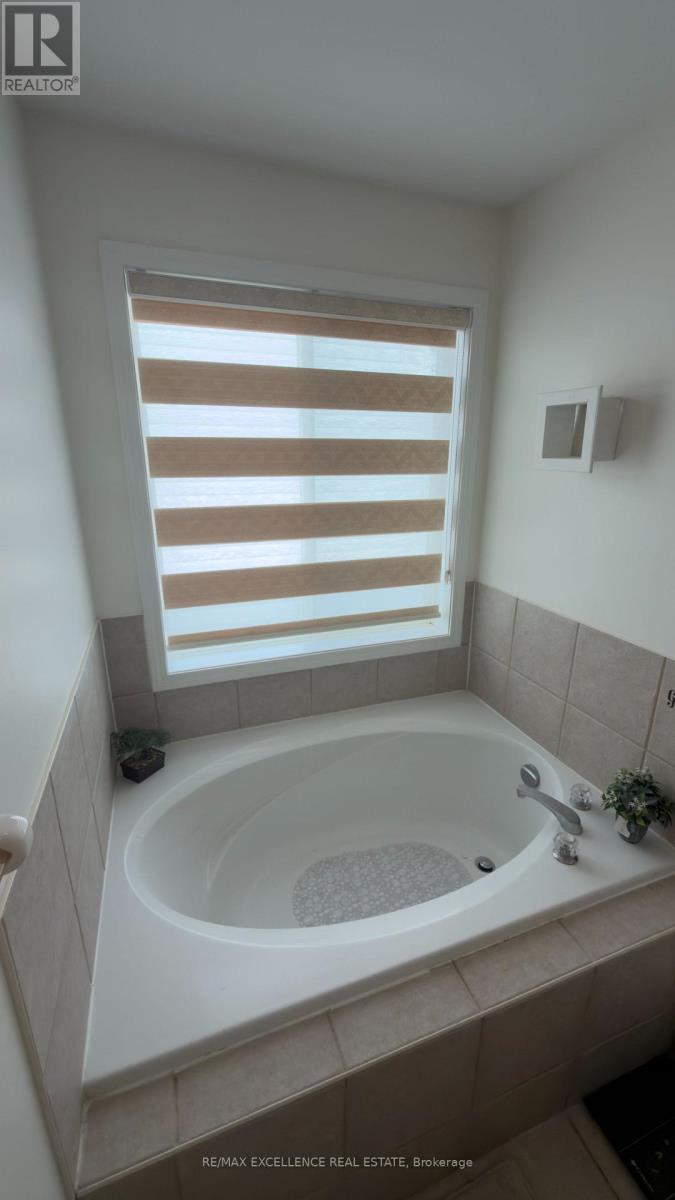 611 Bennett Boulevard, Milton, Ontario  L9T 6B1 - Photo 23 - W13560614