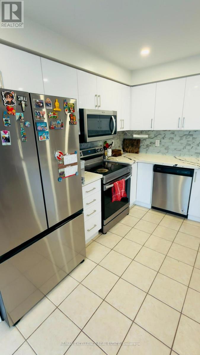 611 Bennett Boulevard, Milton, Ontario  L9T 6B1 - Photo 6 - W13560614