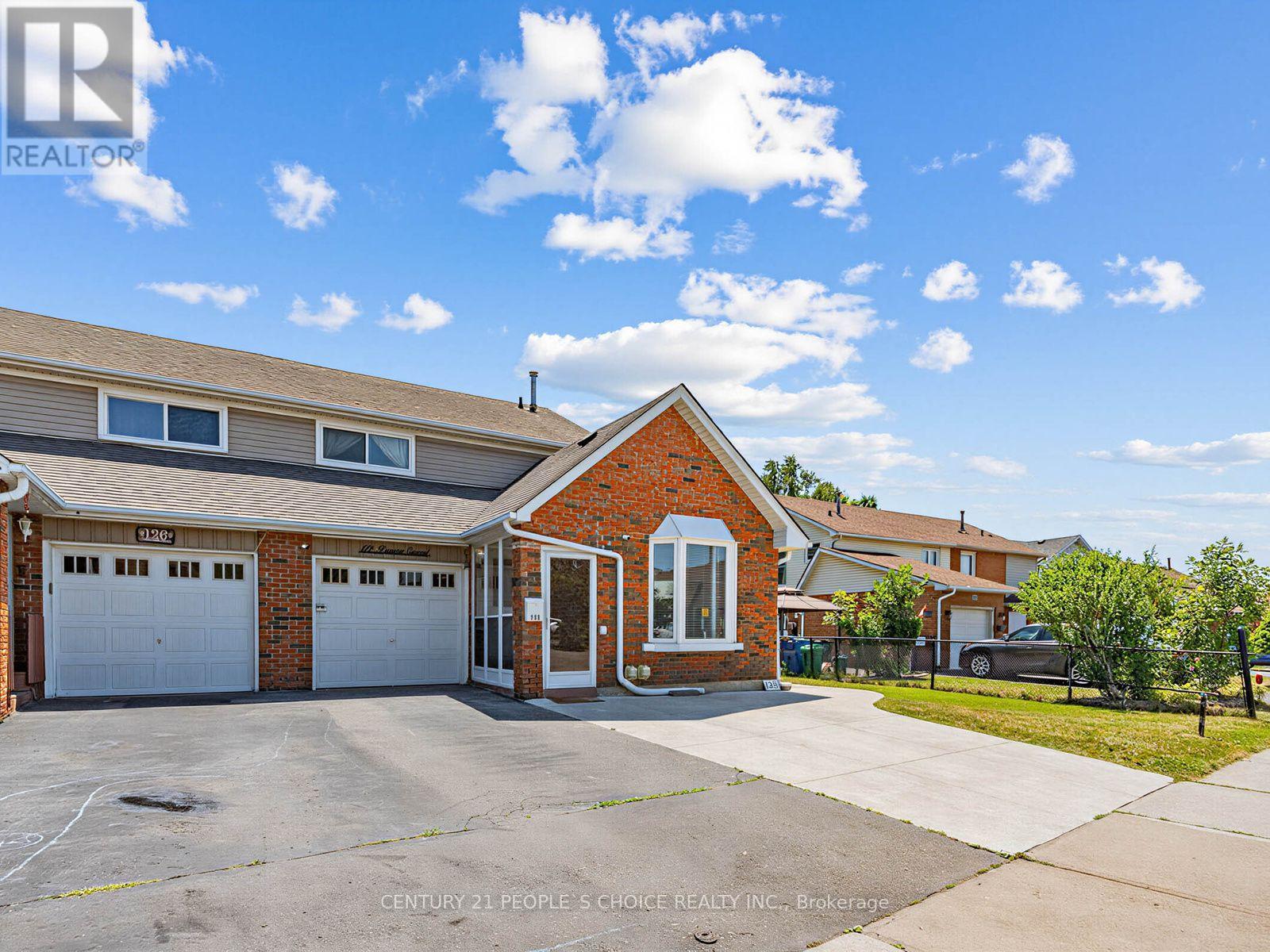 128 PRIMROSE CRESCENT, Brampton (Heart Lake West)