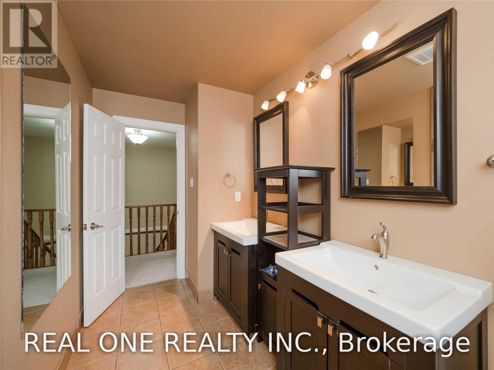 1520 Greenridge Circle, Oakville, Ontario L6M 2J4 - Photo 17 - W13560620
