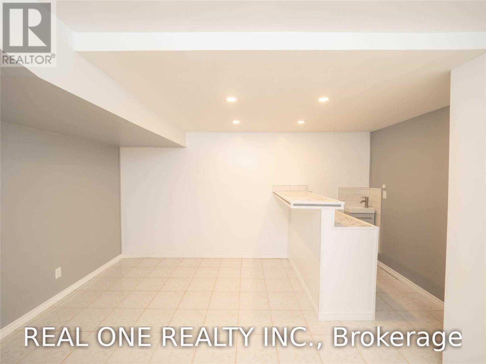1520 Greenridge Circle, Oakville, Ontario L6M 2J4 - Photo 20 - W13560620