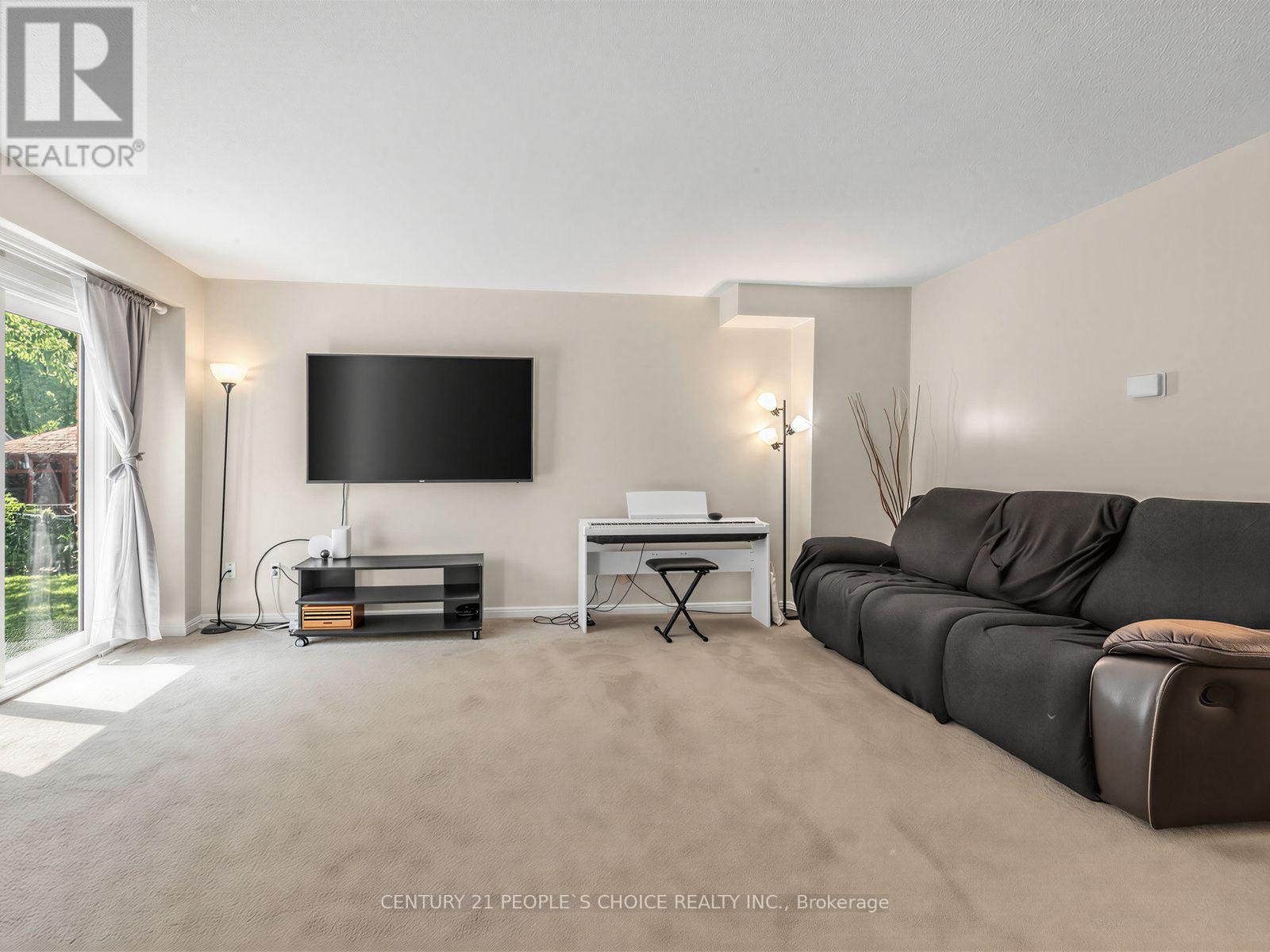 128 Primrose Crescent, Brampton, Ontario L6Z 1E3 - Photo 12 - W13560672