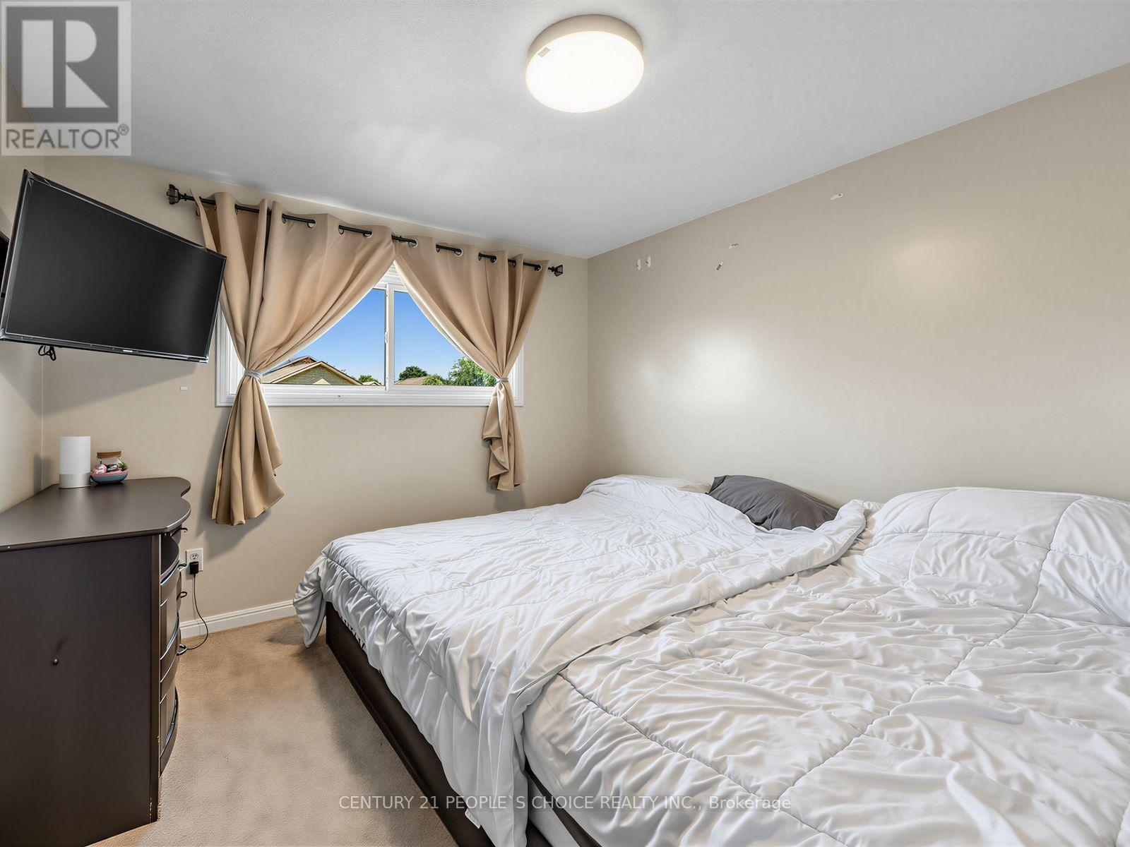 128 Primrose Crescent, Brampton, Ontario L6Z 1E3 - Photo 19 - W13560672