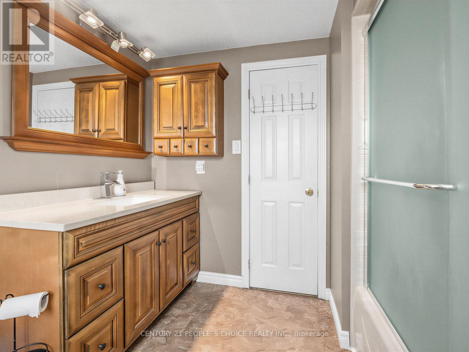 128 Primrose Crescent, Brampton, Ontario L6Z 1E3 - Photo 21 - W13560672