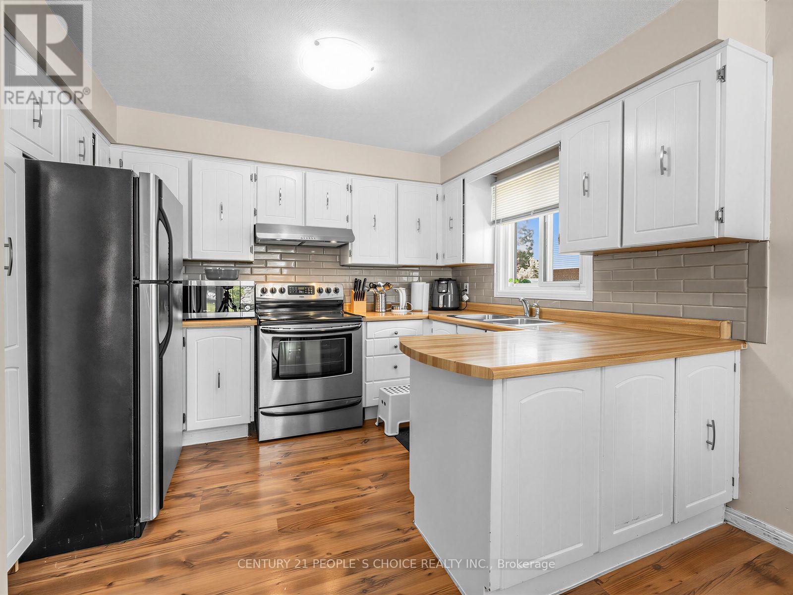 128 Primrose Crescent, Brampton, Ontario L6Z 1E3 - Photo 8 - W13560672