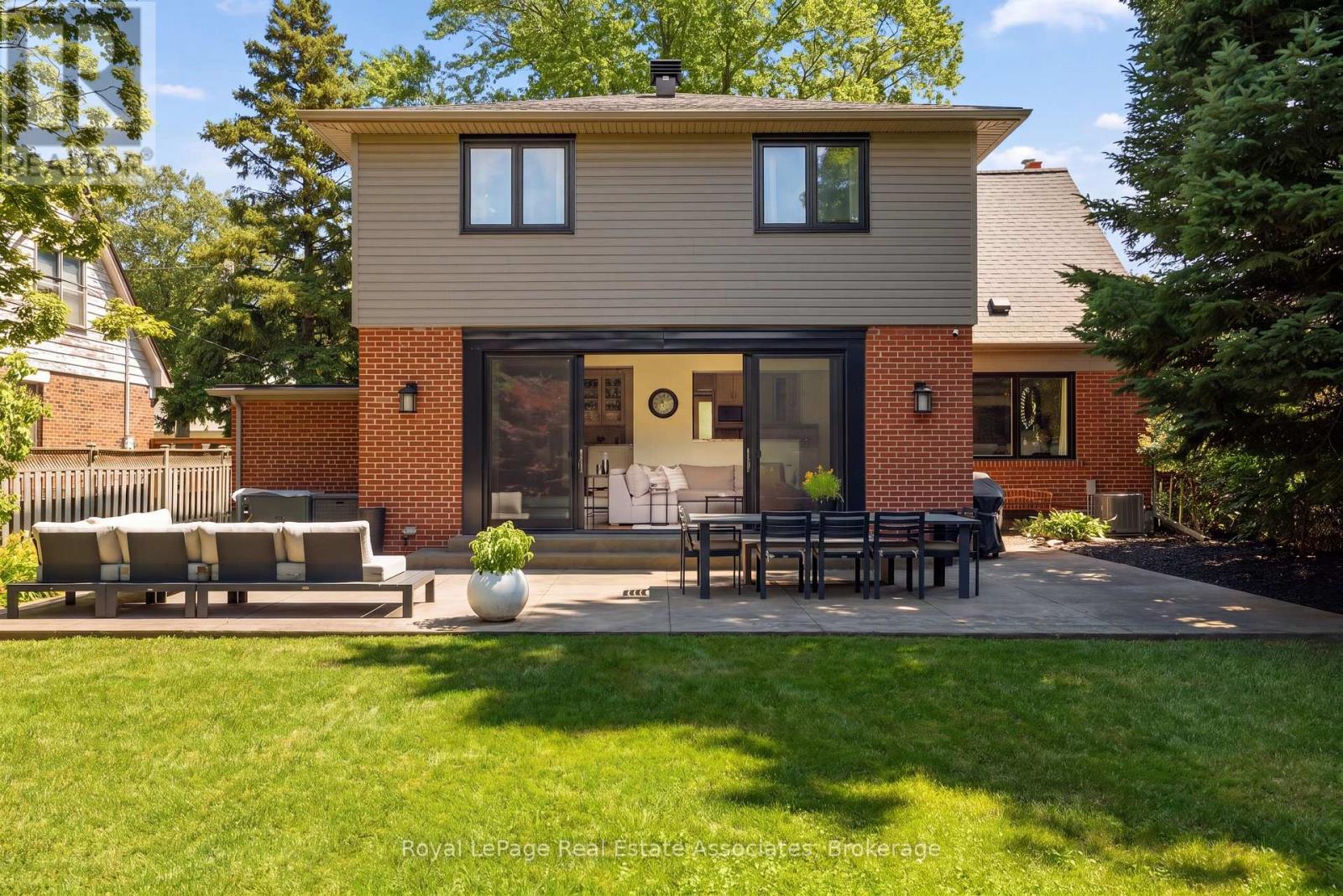1972 Russett Road, Mississauga, Ontario  L4Y 1B6 - Photo 3 - W13560702
