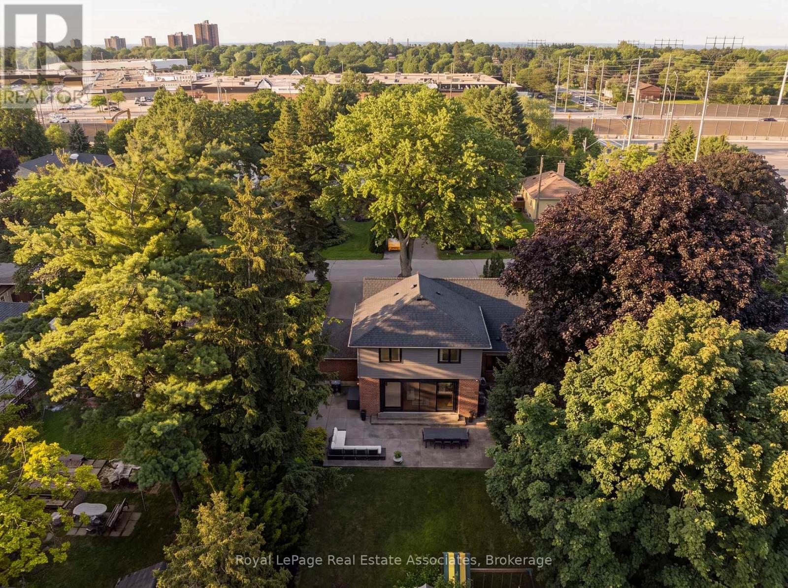 1972 Russett Road, Mississauga, Ontario  L4Y 1B6 - Photo 47 - W13560702