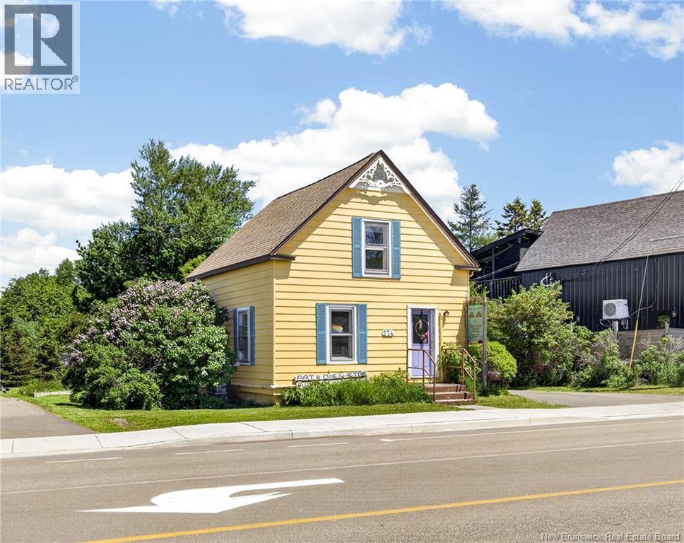 274 Main Street, Shediac, New Brunswick  E4P 2E3 - Photo 2 - NB143926