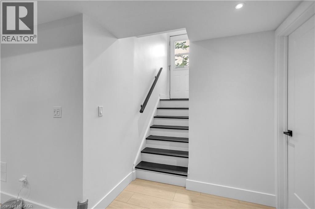 253 Fernwood Crescent, Hamilton, Ontario  L8T 3L7 - Photo 23 - 40845268