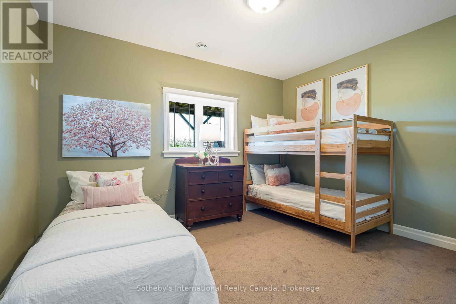 46 Sydenham Trail E, Clearview, Ontario  L0M 1H0 - Photo 38 - S13560868