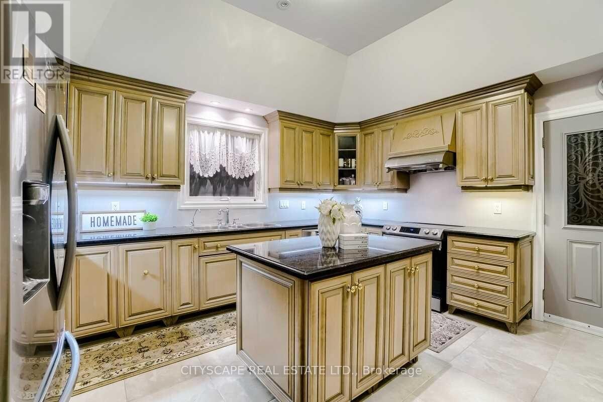 Main - 41 Diana Drive, King, Ontario L0G 1N0 - Photo 3 - N13174712
