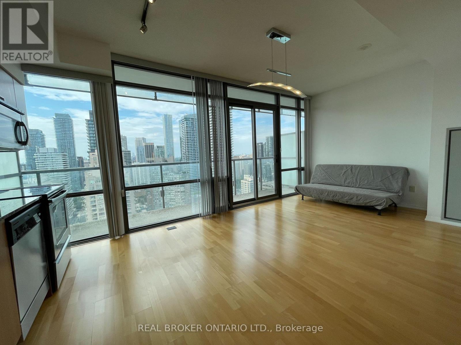 3105 - 37 Grosvenor Street, Toronto, Ontario  M4Y 3G5 - Photo 3 - C13560764