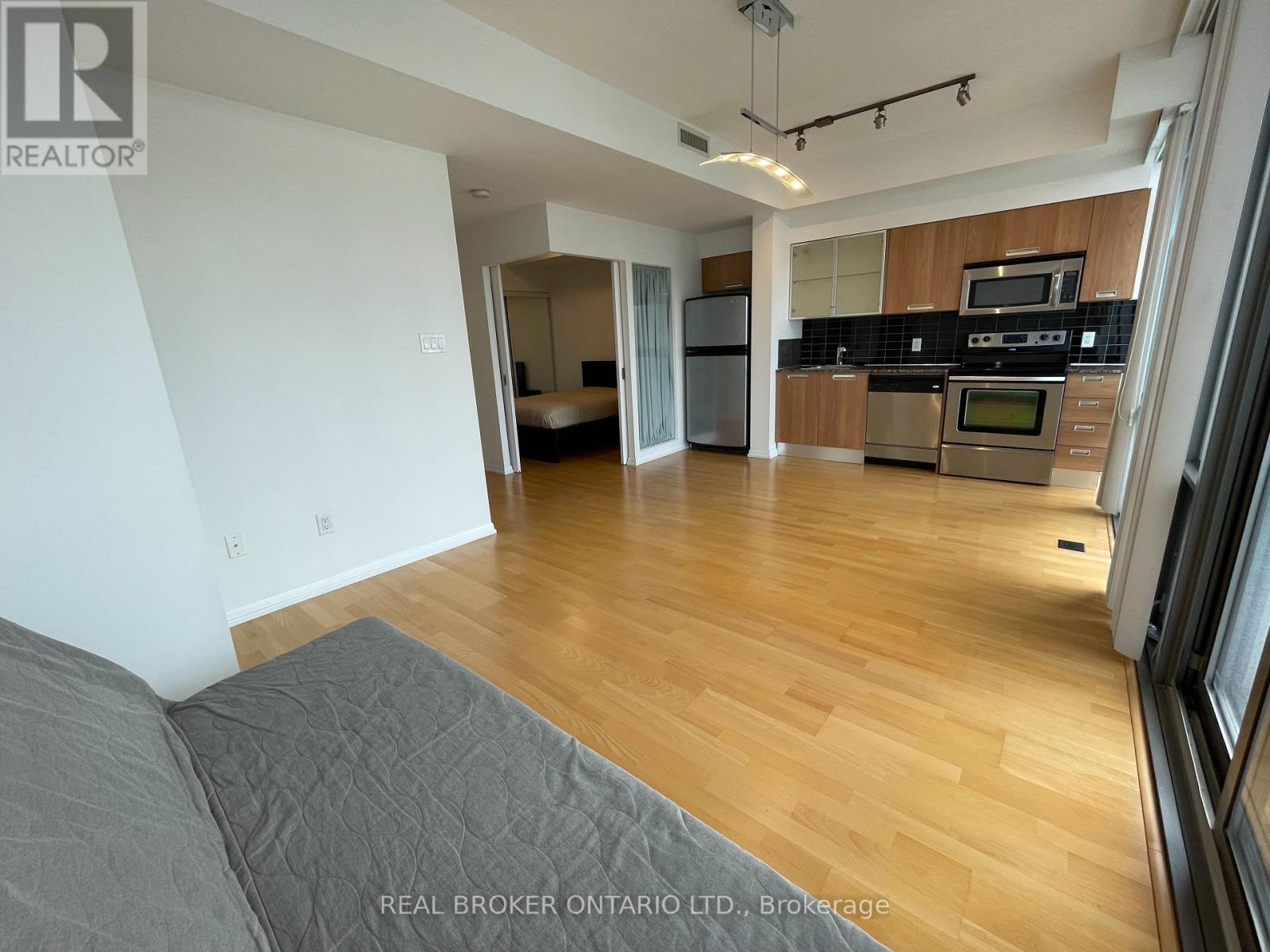 3105 - 37 Grosvenor Street, Toronto, Ontario  M4Y 3G5 - Photo 4 - C13560764