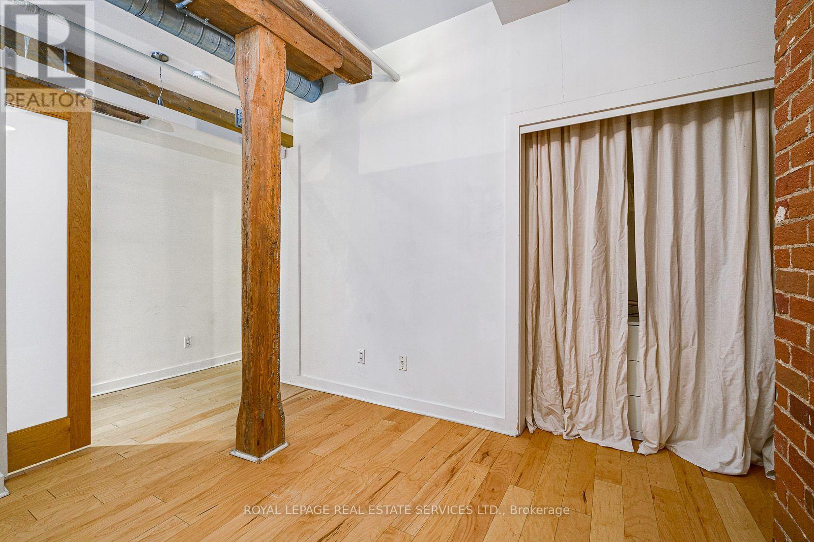 210 - 81a Front Street E, Toronto, Ontario  M5E 1B8 - Photo 11 - C13560786