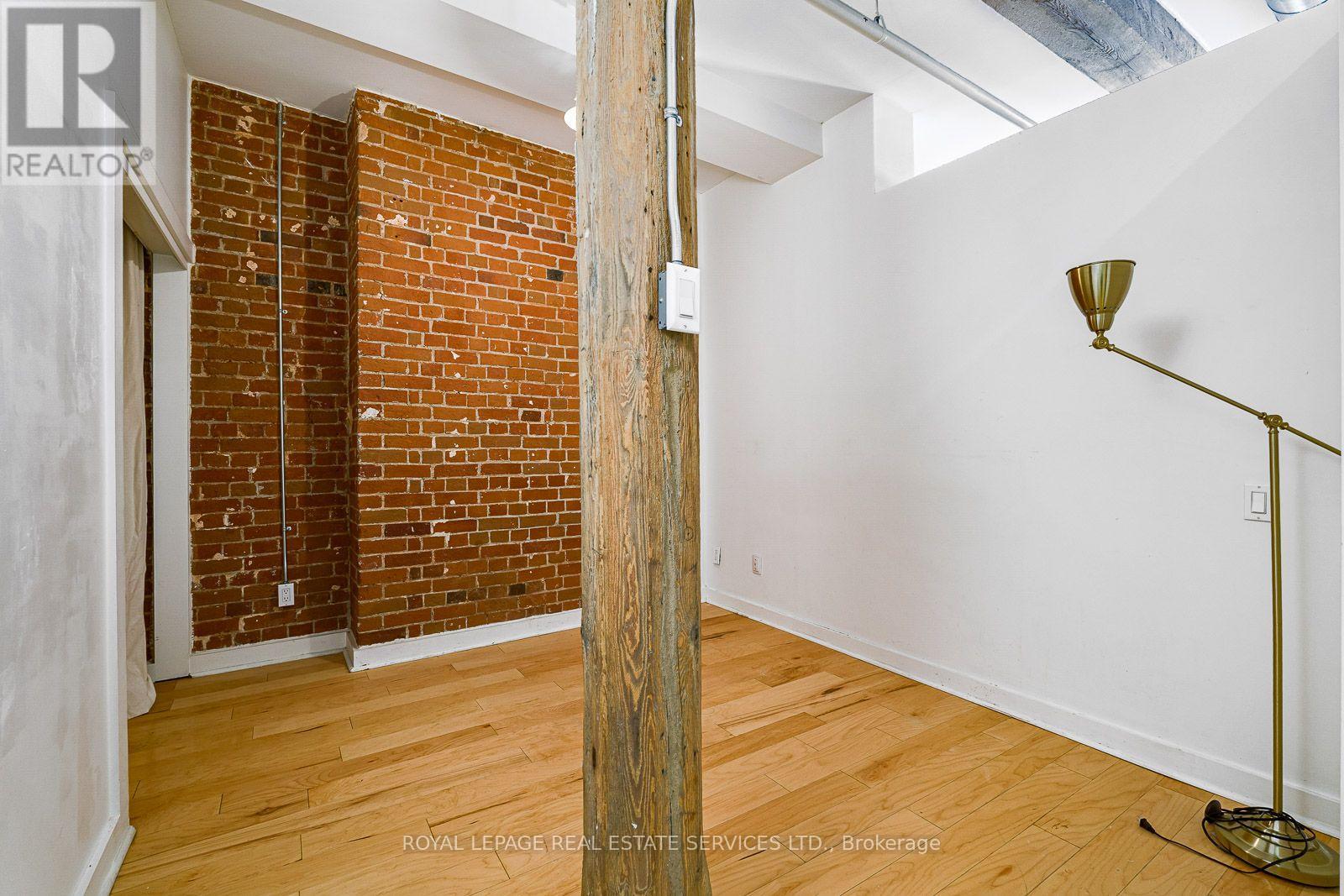 210 - 81a Front Street E, Toronto, Ontario  M5E 1B8 - Photo 12 - C13560786
