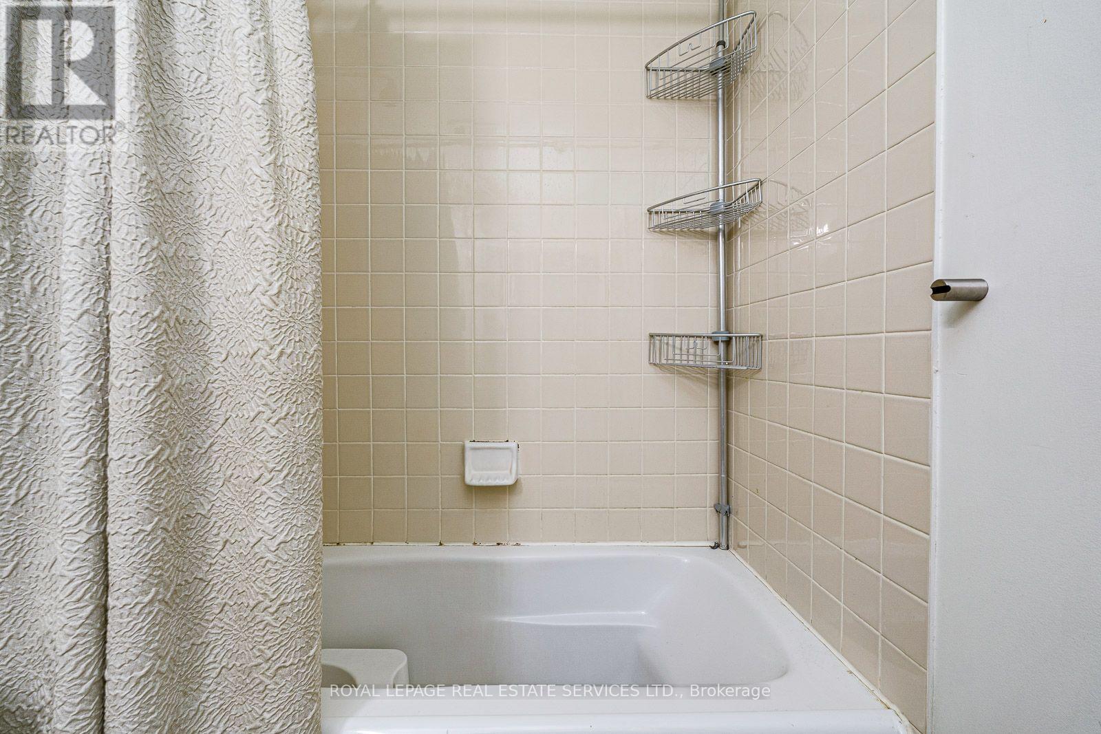 210 - 81a Front Street E, Toronto, Ontario  M5E 1B8 - Photo 14 - C13560786