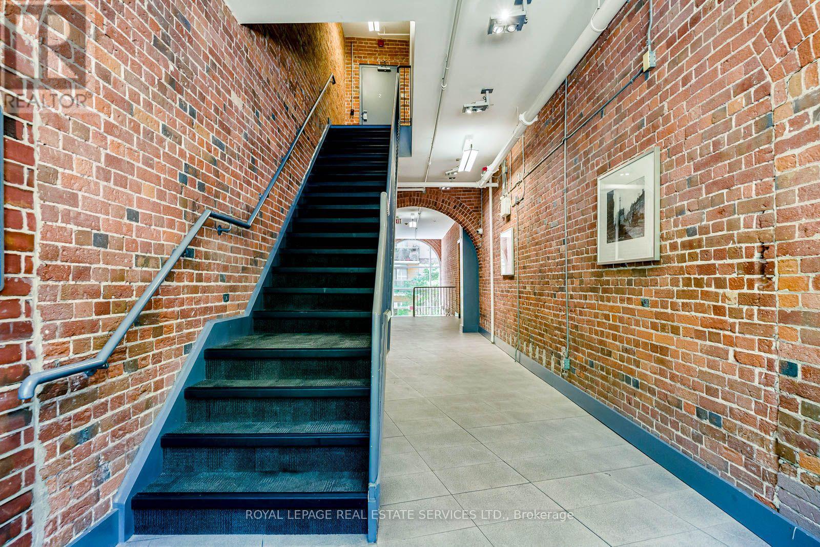 210 - 81a Front Street E, Toronto, Ontario  M5E 1B8 - Photo 17 - C13560786