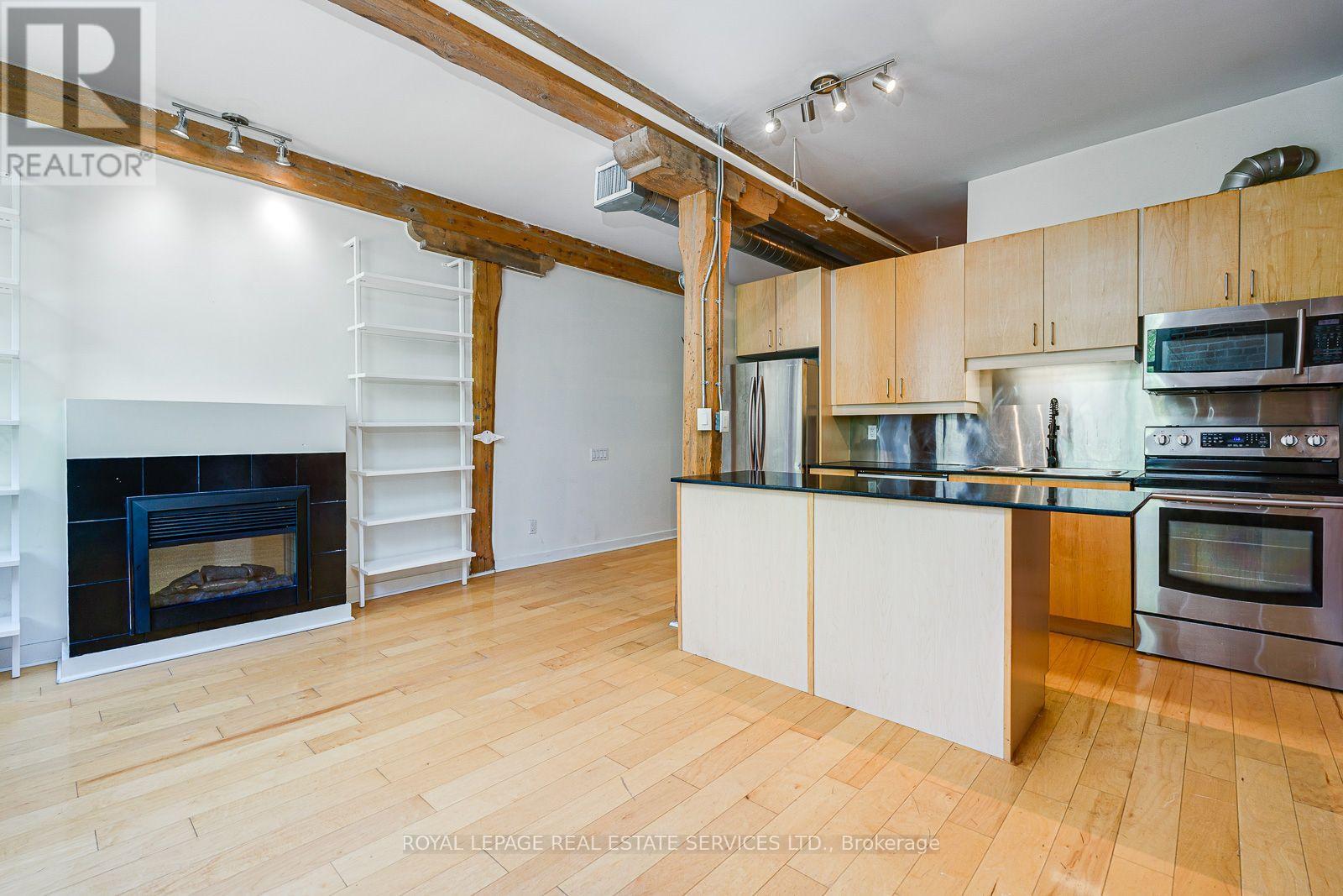 210 - 81a Front Street E, Toronto, Ontario  M5E 1B8 - Photo 4 - C13560786