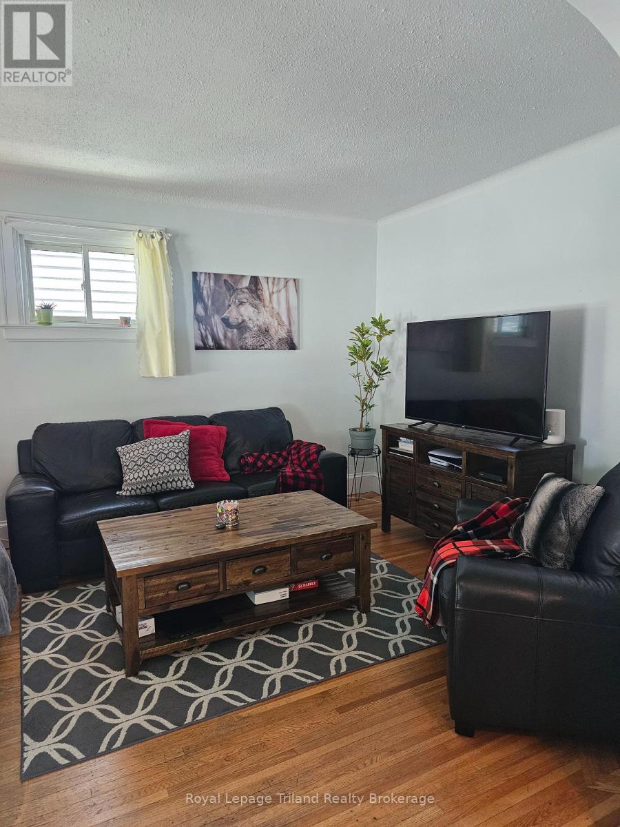 224 Harkness Street, Sarnia, Ontario  N7T 3H4 - Photo 11 - X13503402