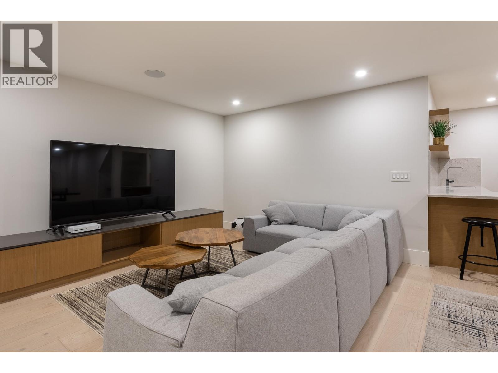 2230 Dawes Hill Road, Coquitlam, British Columbia  V3K 1N3 - Photo 35 - R3145772