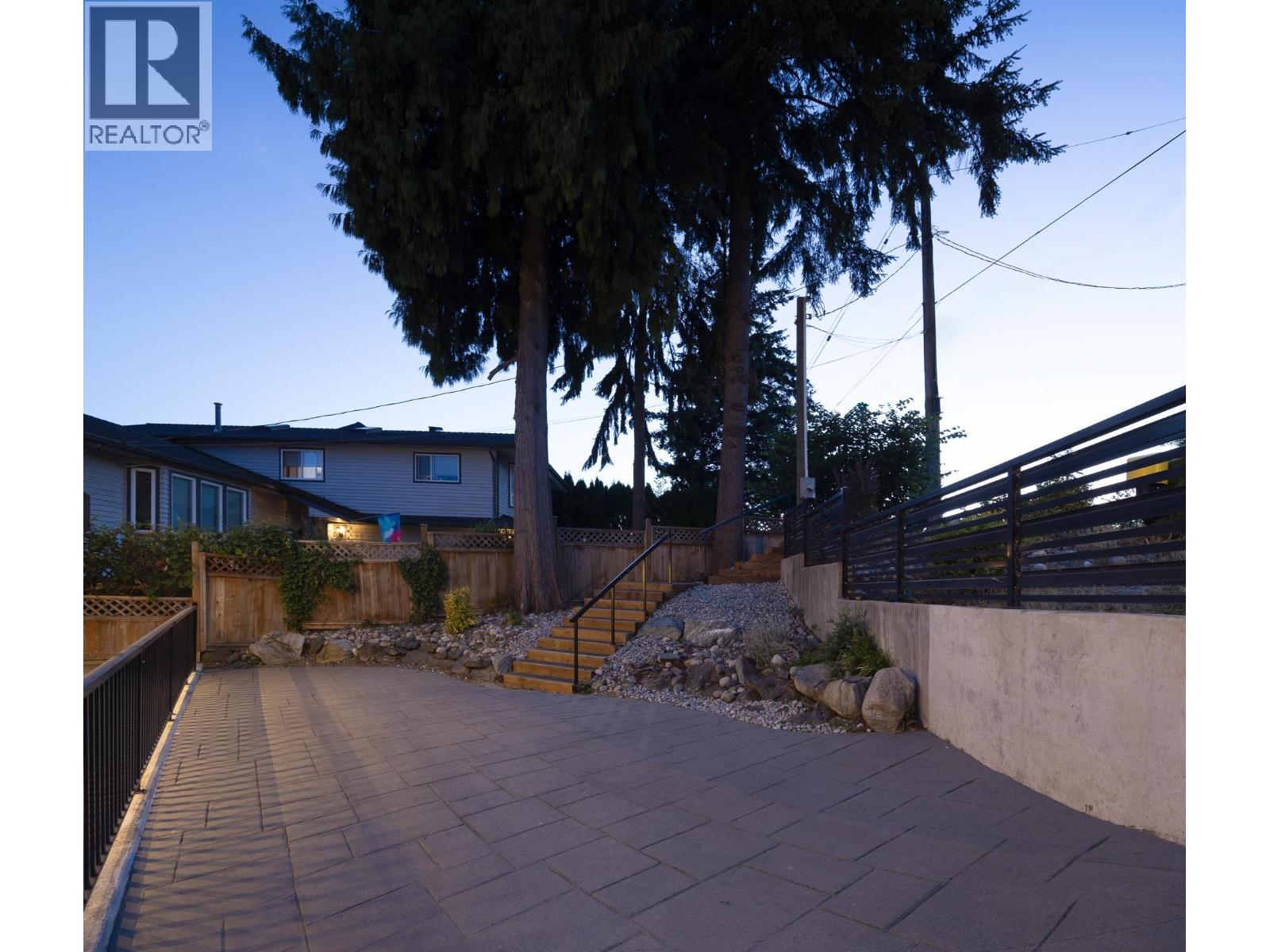 2230 Dawes Hill Road, Coquitlam, British Columbia  V3K 1N3 - Photo 38 - R3145772