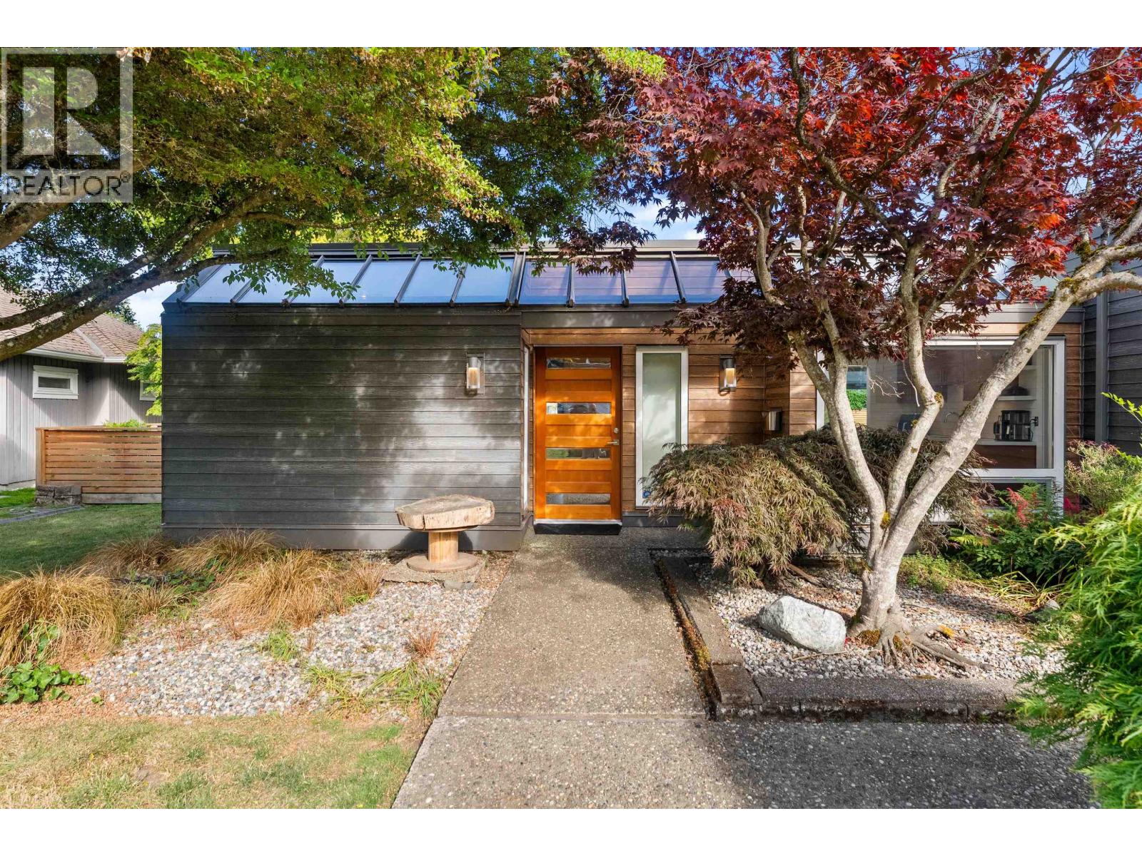 894 Eden Crescent, Delta, British Columbia  V4L 1W7 - Photo 2 - R3145975