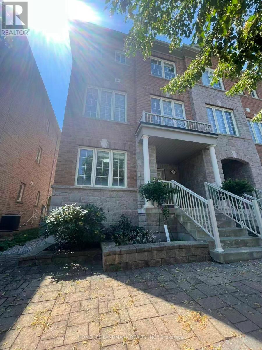 9 GARDEN TRAIL ROAD, Markham (Cornell)
