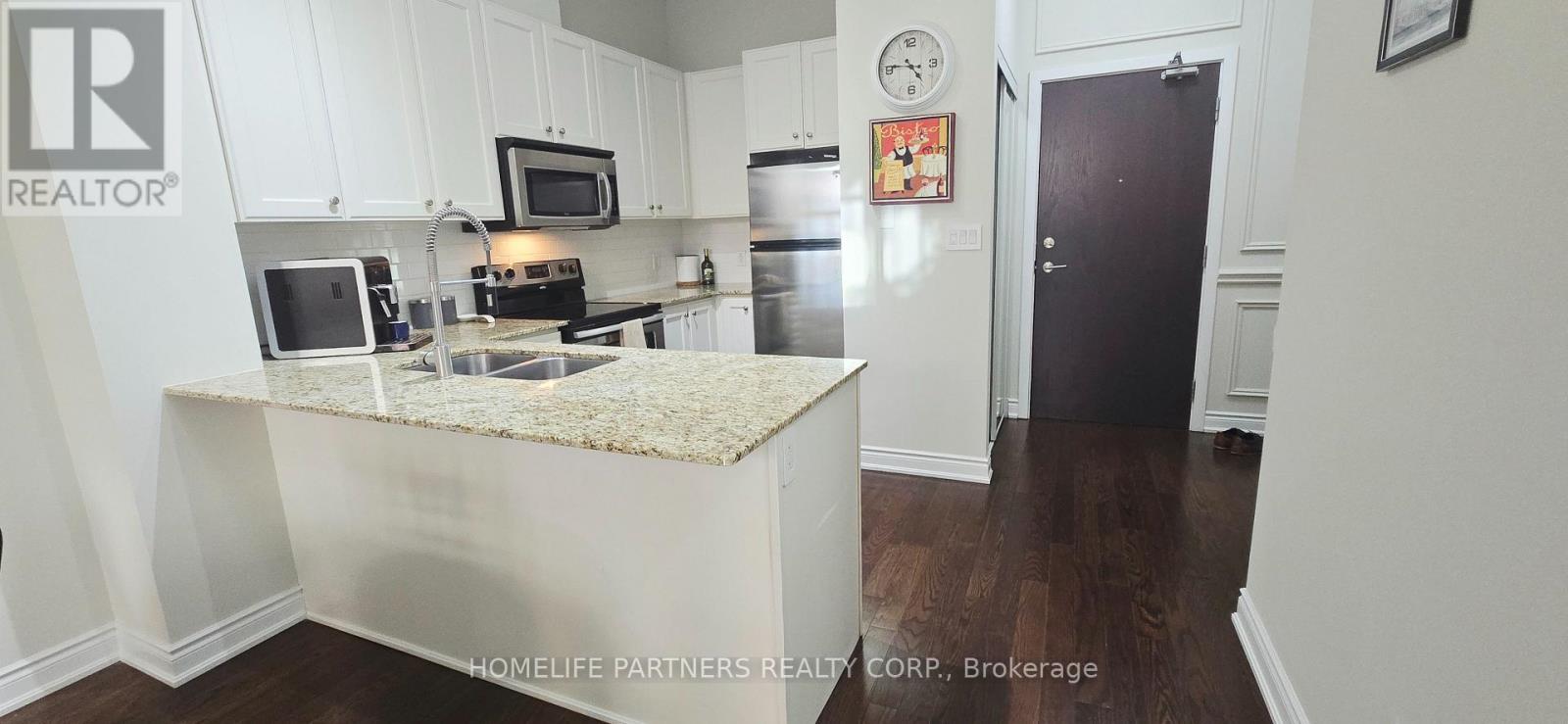 A33 - 281 Woodbridge Avenue, Vaughan, Ontario L4L 0C6 - Photo 3 - N13560908