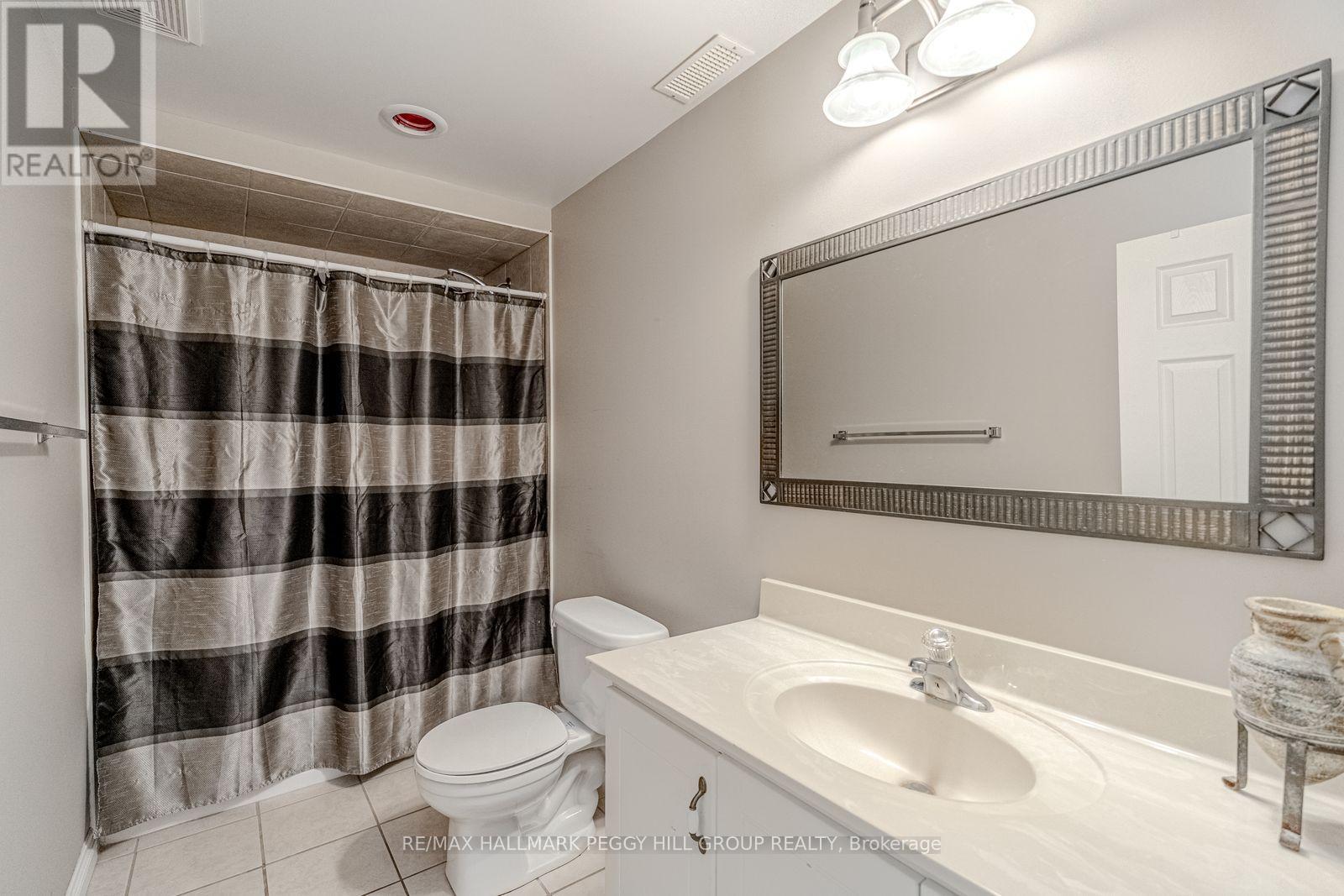 1 Valley View Court, Barrie (Bayshore), Ontario  L4N 0G7 - Photo 18 - S13560874