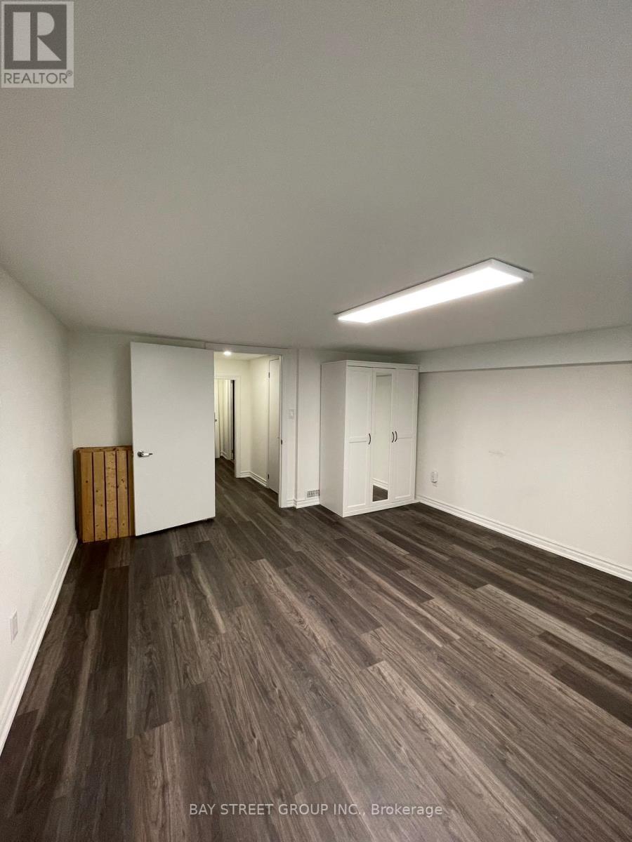 2 Norwalk Street, Toronto, Ontario M1J 2V1 - Photo 9 - E13526620