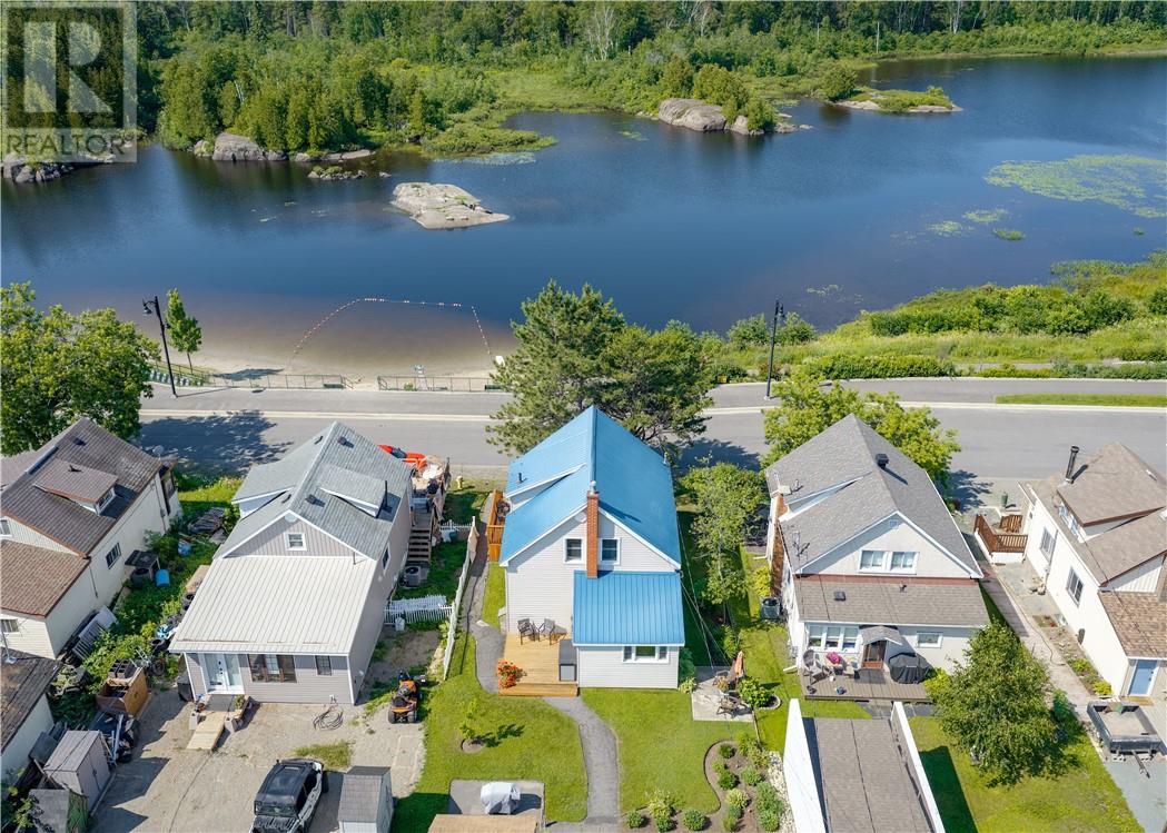 52 Lakeshore Street, Capreol, Ontario  P0M 1H0 - Photo 3 - 2129212