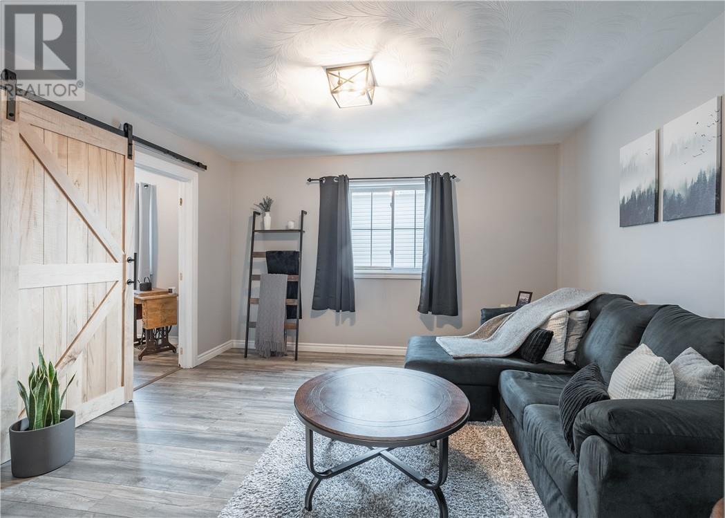 52 Lakeshore Street, Capreol, Ontario  P0M 1H0 - Photo 9 - 2129212