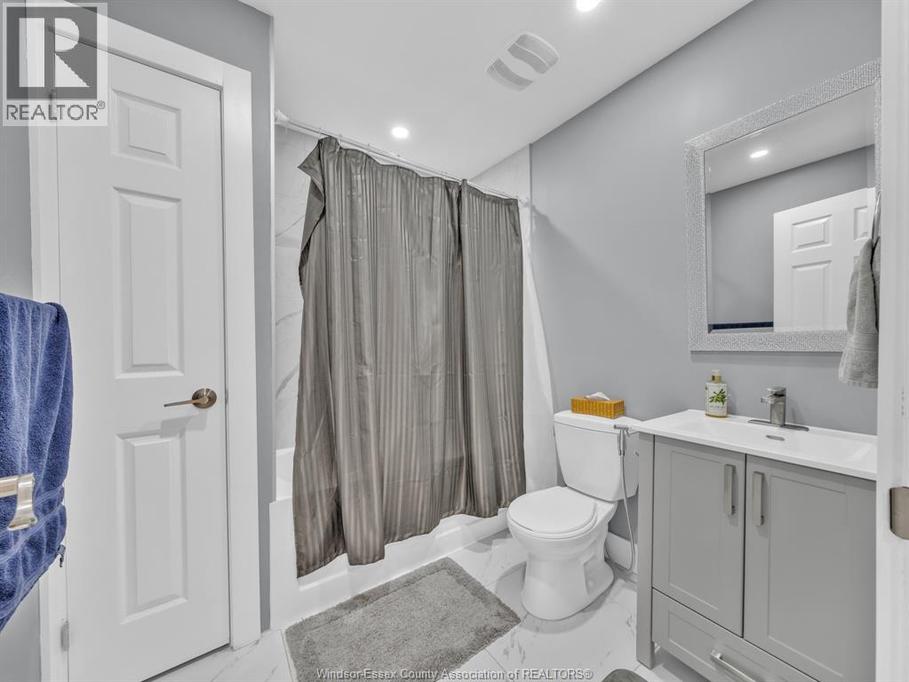 3711 Maguire, Windsor, Ontario  N9E 4V3 - Photo 47 - 26016778
