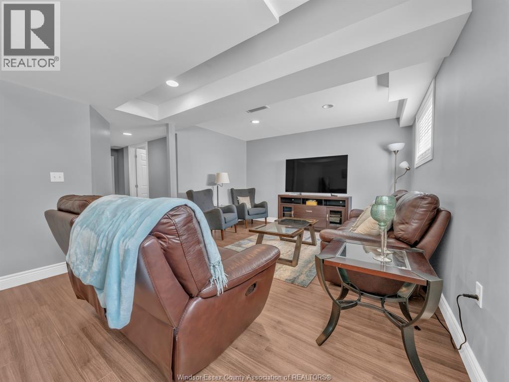 3711 Maguire, Windsor, Ontario  N9E 4V3 - Photo 49 - 26016778