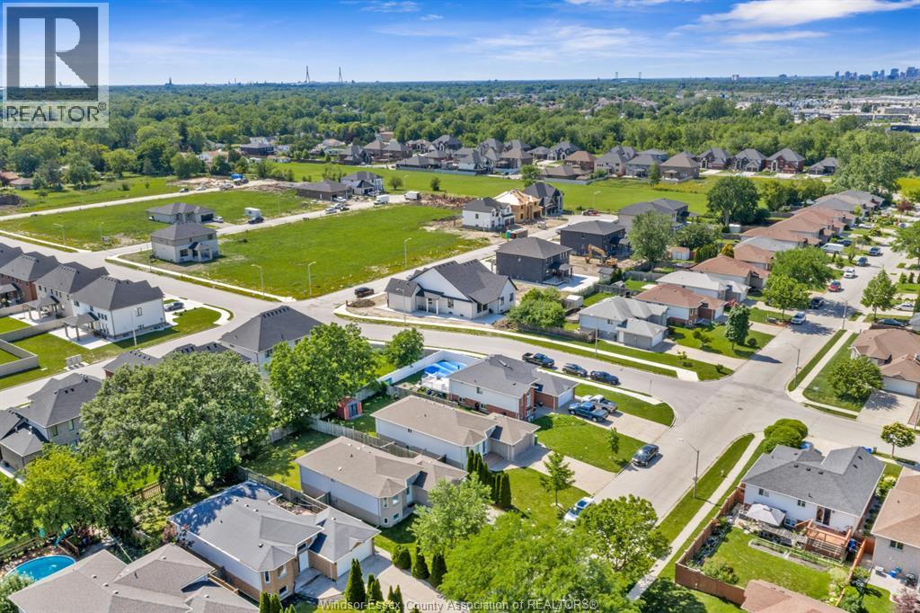 3711 Maguire, Windsor, Ontario  N9E 4V3 - Photo 6 - 26016778