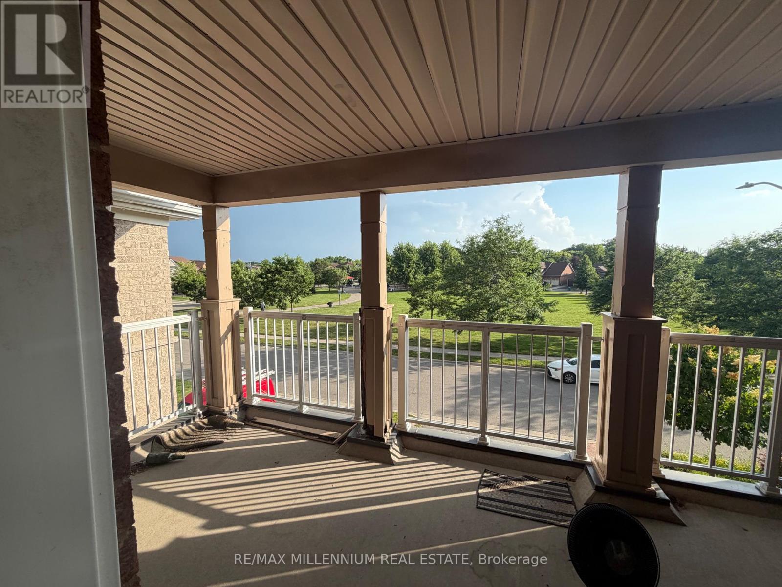Upper - 33 Nomad Crescent, Brampton, Ontario  L6Y 5N5 - Photo 11 - W13557956