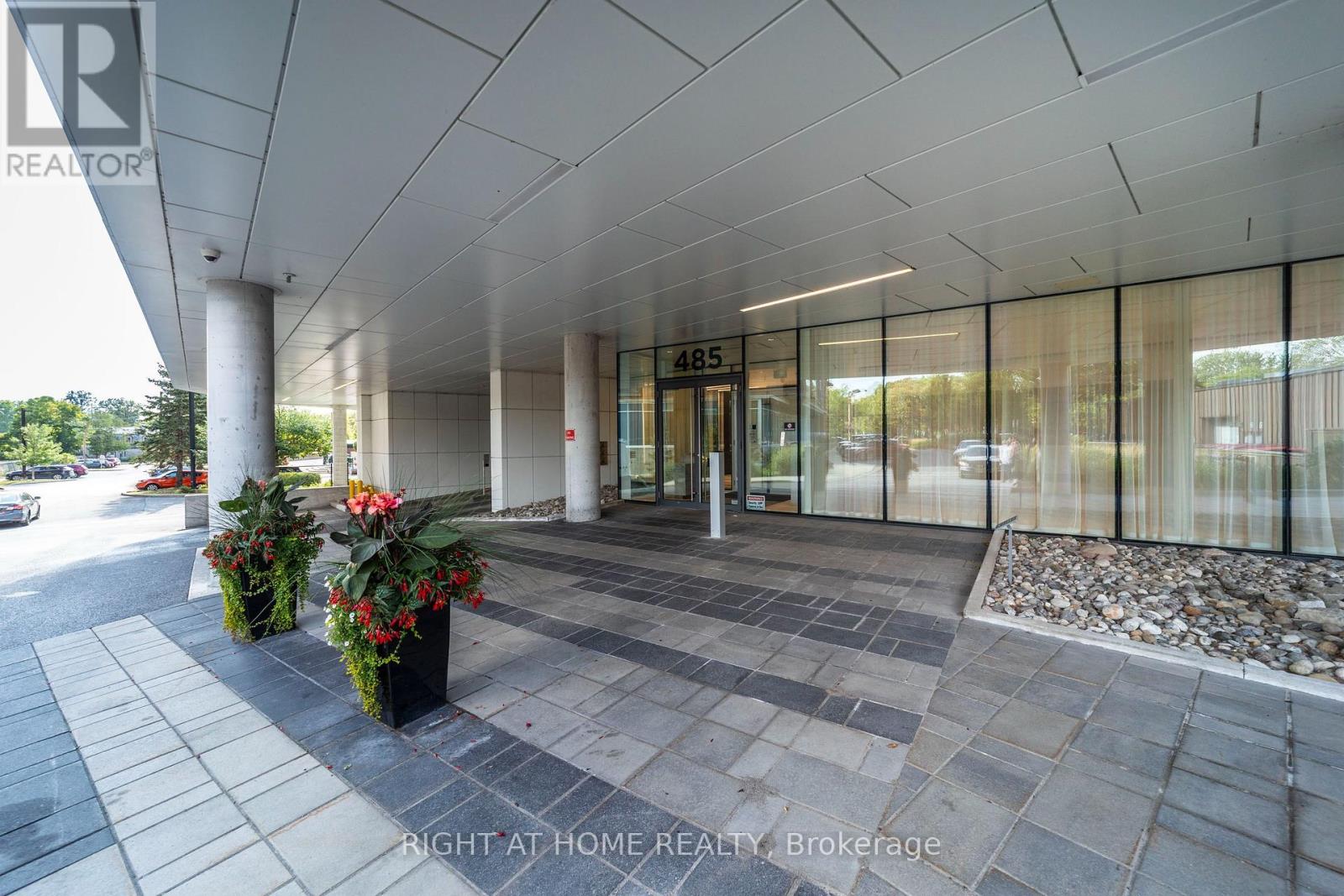 1309 - 485 Richmond Road, Ottawa, Ontario  K2A 3W9 - Photo 2 - X13553210