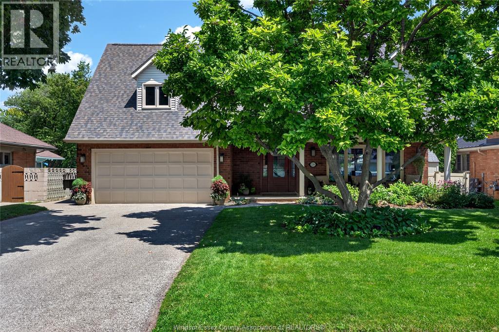 220 Eastlawn, Windsor, Ontario  N8S 3G9 - Photo 2 - 26016880