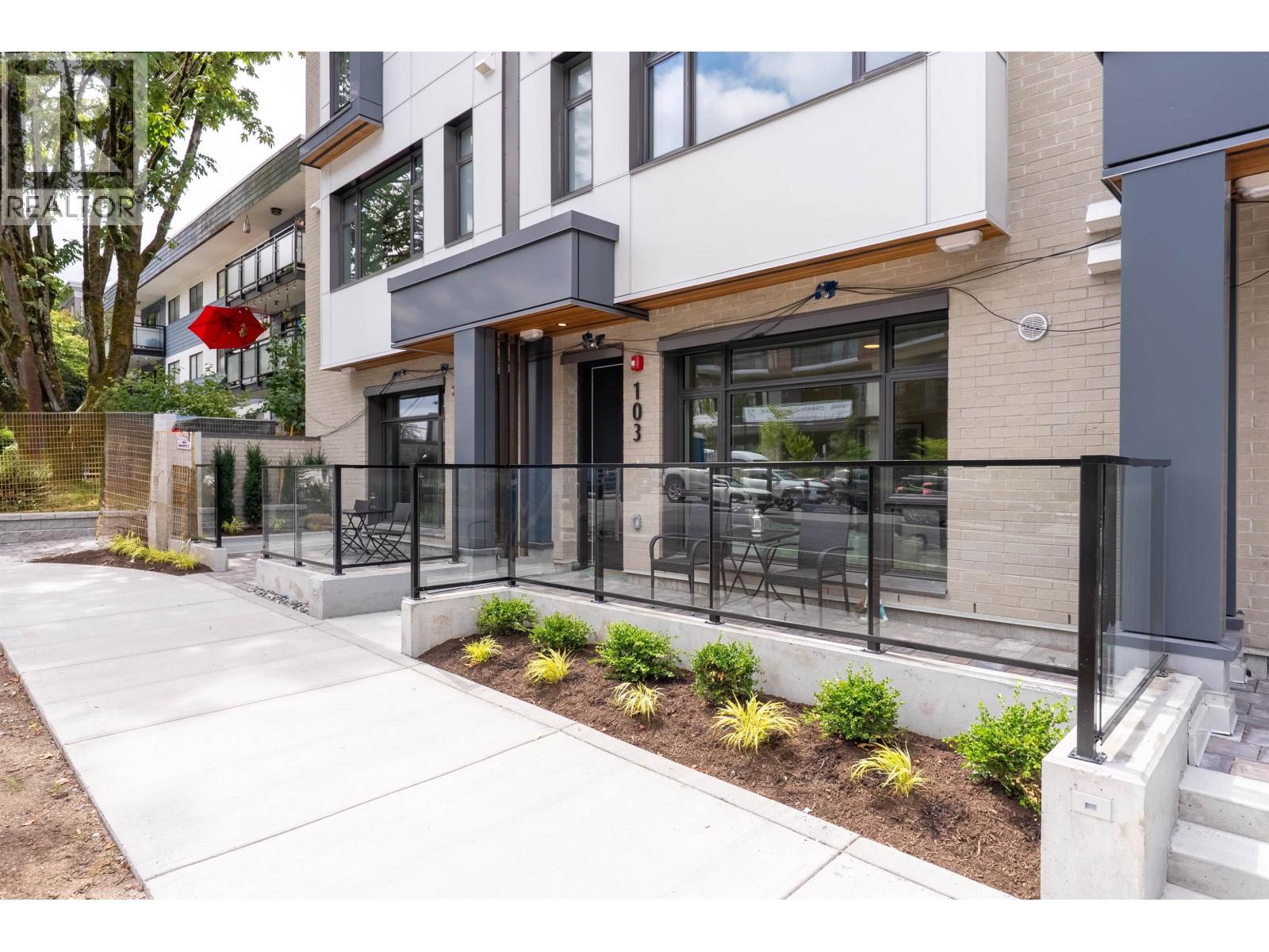 103a 103b-433 E 3rd Street, North Vancouver, British Columbia  V7L 1G3 - Photo 4 - R3145528